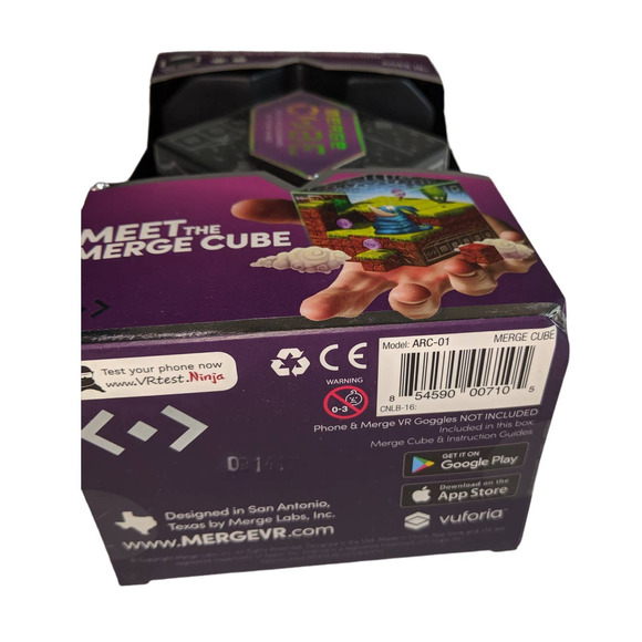 Merge Cube Hold Holograms in Your Hand Virtual Game Toy IOS Android Tablet NIB - Picture 5 of 5